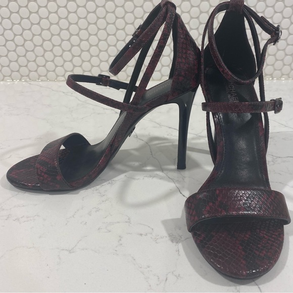 Michael Kors size 7 open toe heels. Never been worn. True to size - Picture 6 of 8